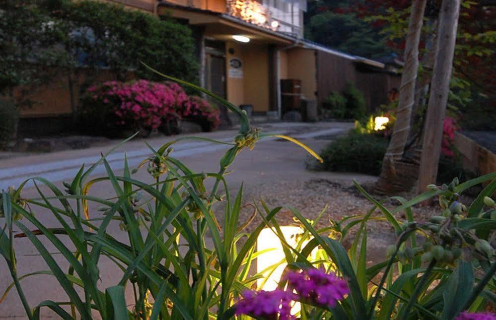 Yourou Onsen Honkan Onomichi Exterior photo